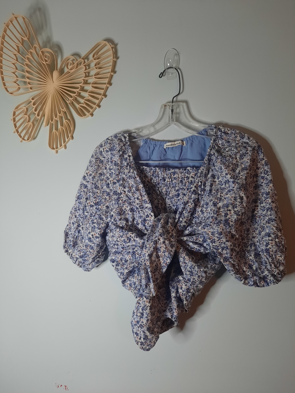 Abercrombie & Fitch S Blue Floral Tie-Front Puff Sleeve Top With Matching Shorts